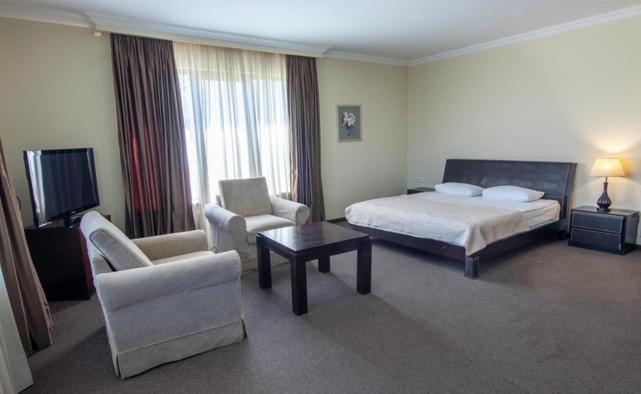 Hotel Beaumonde Garden 第比利斯 外观 照片